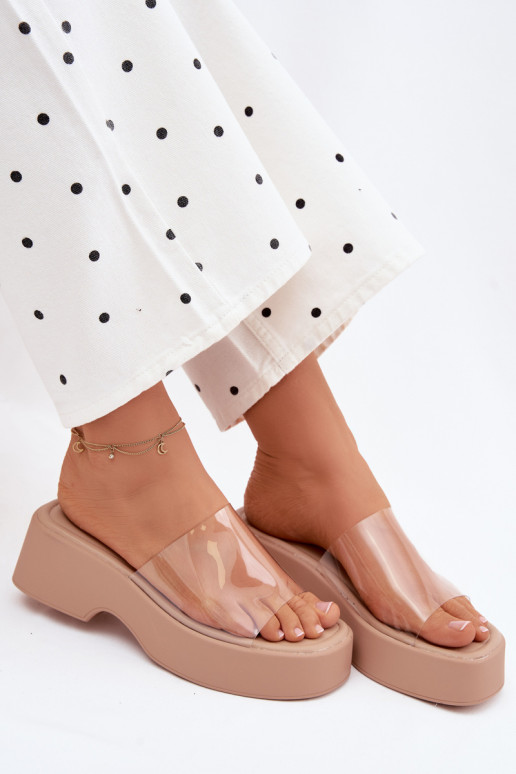 Pantofole da donna con una piattaformaTransparentnym Strisceem beige Selestia