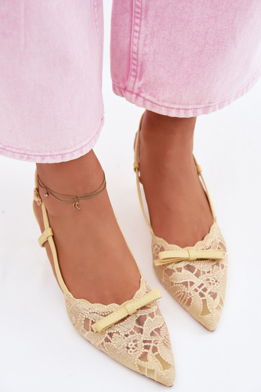 Sandali con lacci Femminile Abilitato obcasie con nastri colore giallo Deveribelle