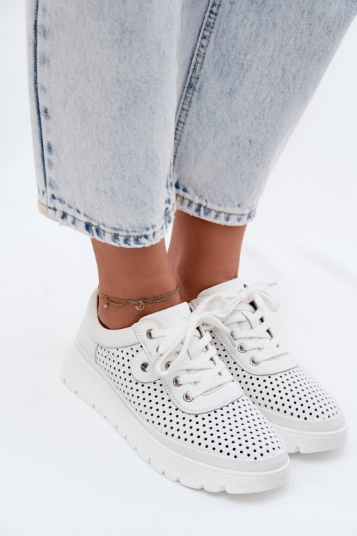 Pelle con elementi traforati scarpe Femminile Vinceza 79629 Colore bianco
