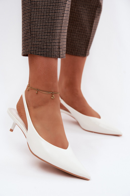 Sandali laccati da donnaImitacji Skóry con i tacchi Colore bianco Averelle