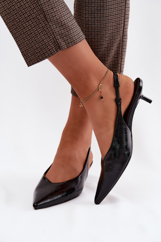 Sandali laccati da donnaImitacji Skóry con i tacchi colore nero Averelle