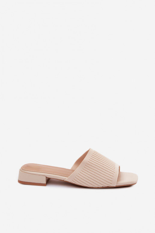  Pantofole da donna con tacchi larghi colore avorio Belissea