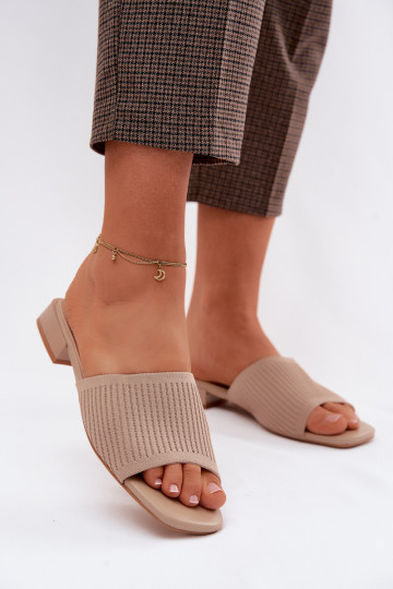 Pantofole da donna color sabbia con tacco largo Belissea 2