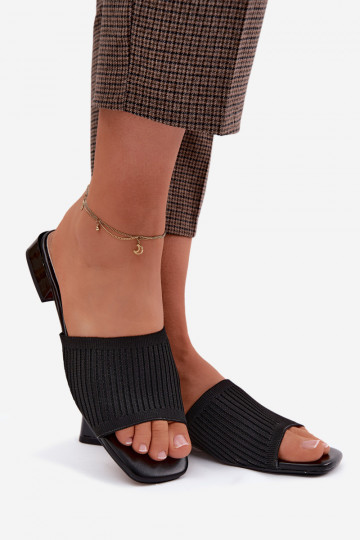  Pantofole da donna con tacchi larghi colore nero Belissea