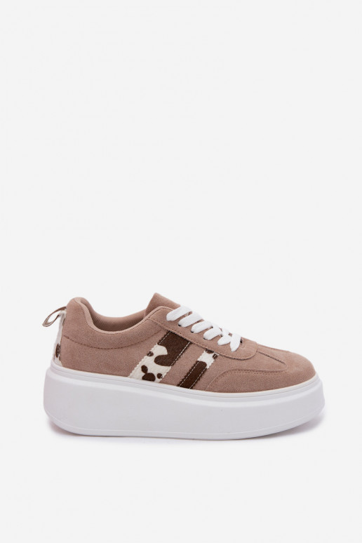 Scarpe modello sneakers Femminile con una piattaformaImitacji dalla pelle scamosciatau Łaty beige Averin