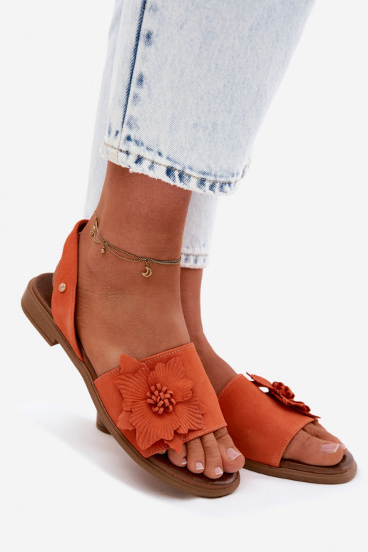 Sandali in suede con tacco largo e fiori decorativi Zazoo 407471 in arancione