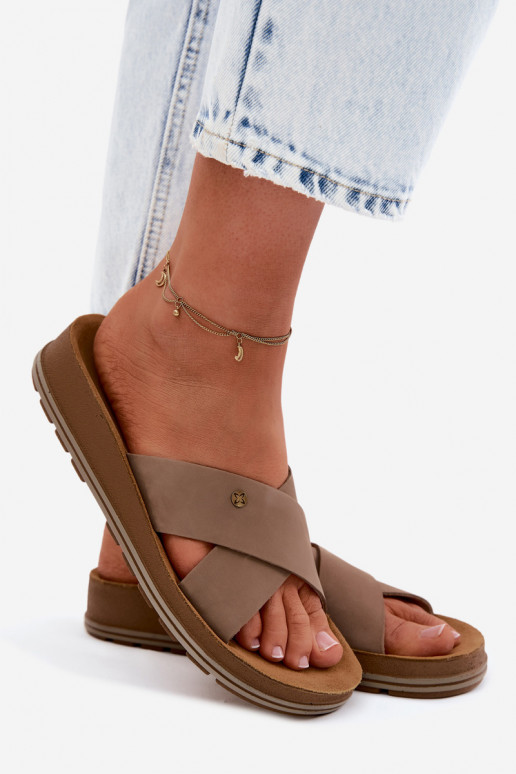 Pelle Pantofole da donna in pelle scamosciata Deveciejka P7504-04 beige