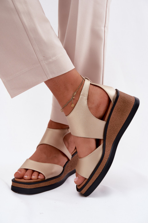 Pelle Sandali con plateau Deveciejka K7471-26 colore dorato
