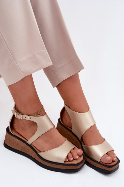 Pelle Sandali con plateau Deveciejka K7471-26 colore dorato