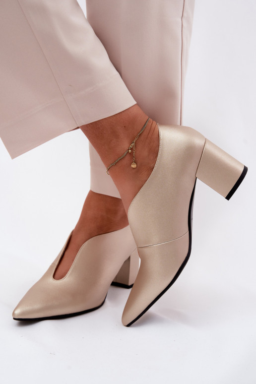 Pelle scarpe Femminile con i tacchi Deveciejka K7469-26 colore dorato