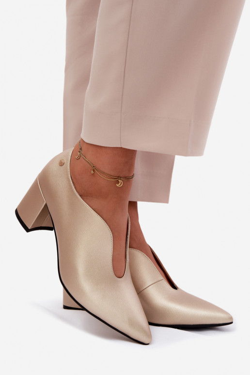 Pelle scarpe Femminile con i tacchi Deveciejka K7469-26 colore dorato