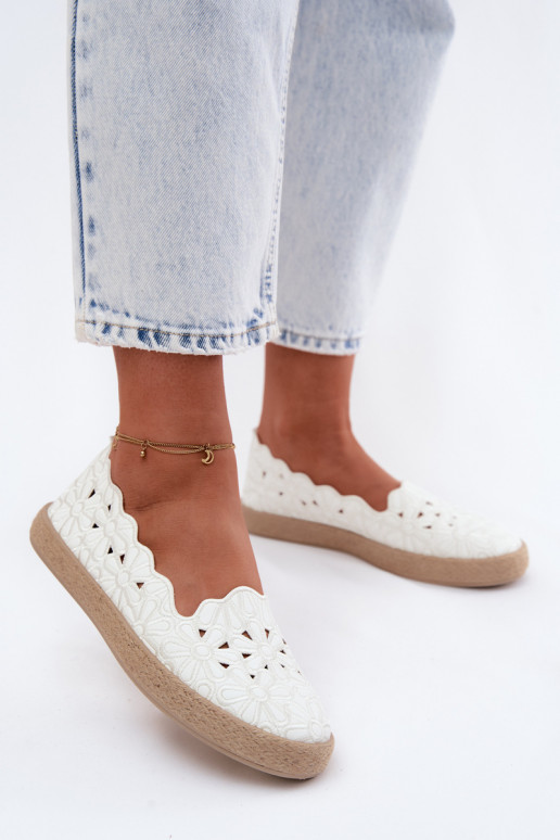 Espadrillas con elementi traforati con fiori Colore bianco Merivelle