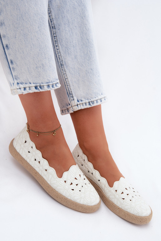 Espadrillas con elementi traforati con fiori Colore bianco Merivelle