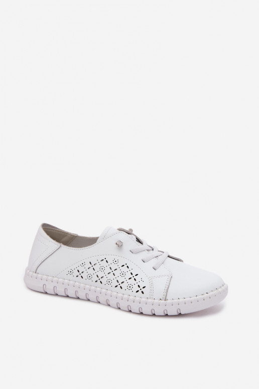 Scarpe con elementi traforati in pelle naturale di colore bianco Flaria