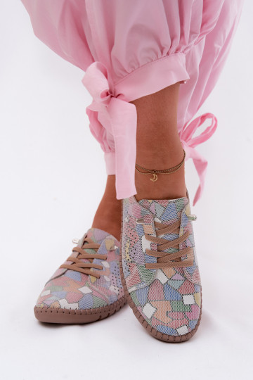 Scarpe con motivo e elementi traforati in suede sintetico di vari colori Belessa 2