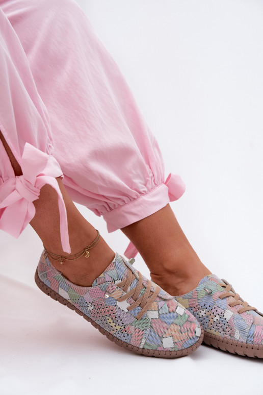 Scarpe con motivo e elementi traforati in suede sintetico di vari colori Belessa