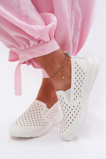 Scarpe slip-on con elementi traforati in pelle sintetica di colore bianco Geressa 2