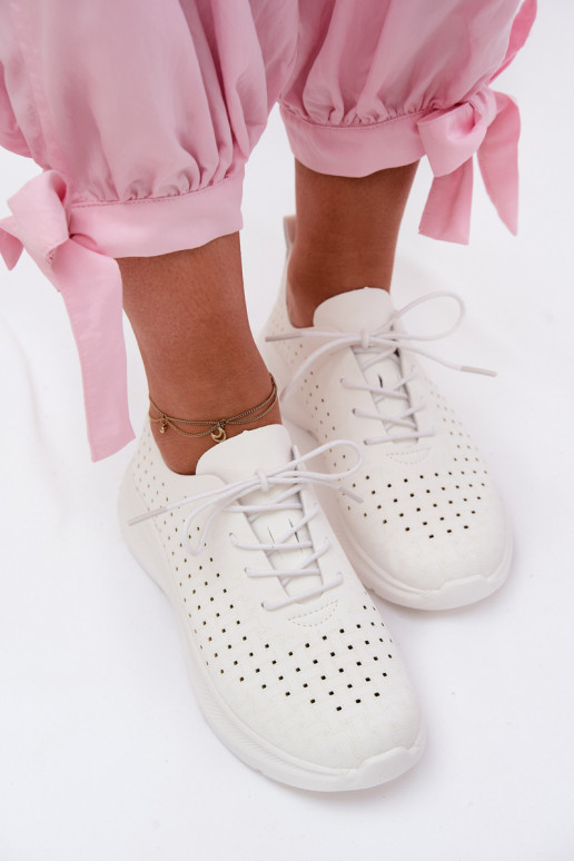 Scarpe traforate Stile sportivo Scarpe modello sneakers Femminile Colore bianco Heressa