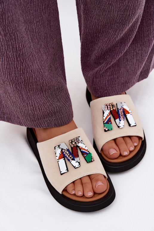 Pelle Pantofole da donna in pelle scamosciata con ornamenti con una piattaforma Vinceza 66942 beige