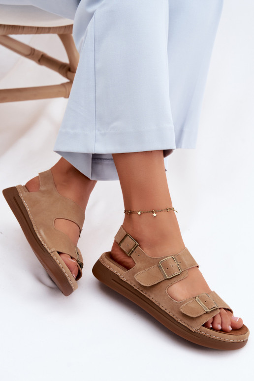 Sandali da donna in suede sintetico con fibbie Vinceza 79620 color marrone