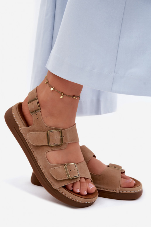 Sandali da donna in suede sintetico con fibbie Vinceza 79620 color marrone