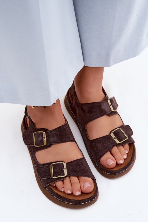 Sandali da donna in suede sintetico marroni con fibbie Vinceza 79620