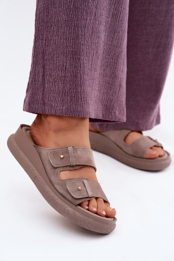 Pelle Pantofole da donna in pelle scamosciata con una piattaforma Vinceza 66916 beige