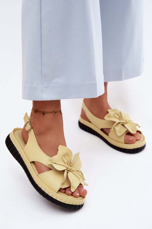 Sandali da donna Femminile Con decorazioni con fioriem Vinceza 66917 colore giallo