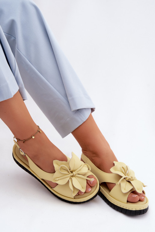 Sandali da donna Femminile Con decorazioni con fioriem Vinceza 66917 colore giallo