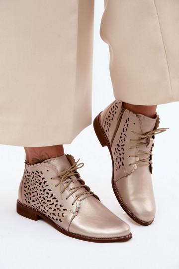 Eleganti stivaletti in pelle perforata dorata con tacco largo Zazoo 4078