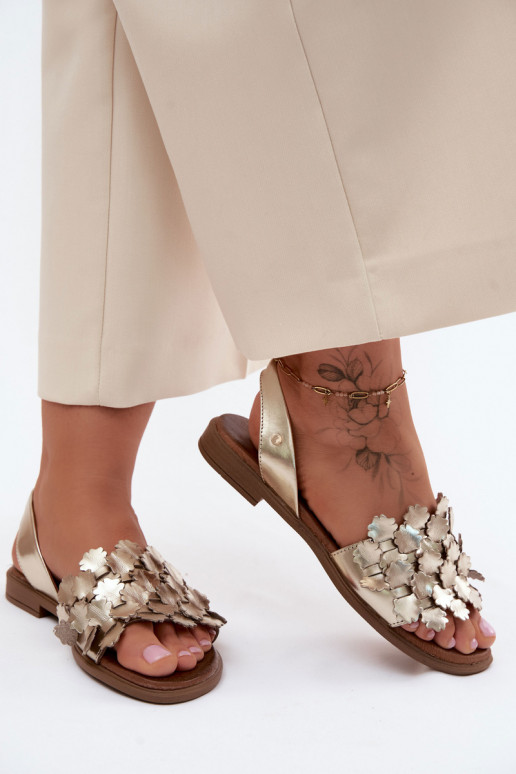 Sandali da donna con tacchi larghi Zazoo 40468 colore dorato