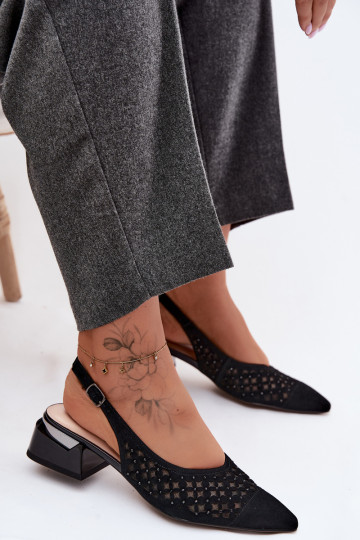 Sandali in suede neri con elementi traforati e rete Klocke D&A