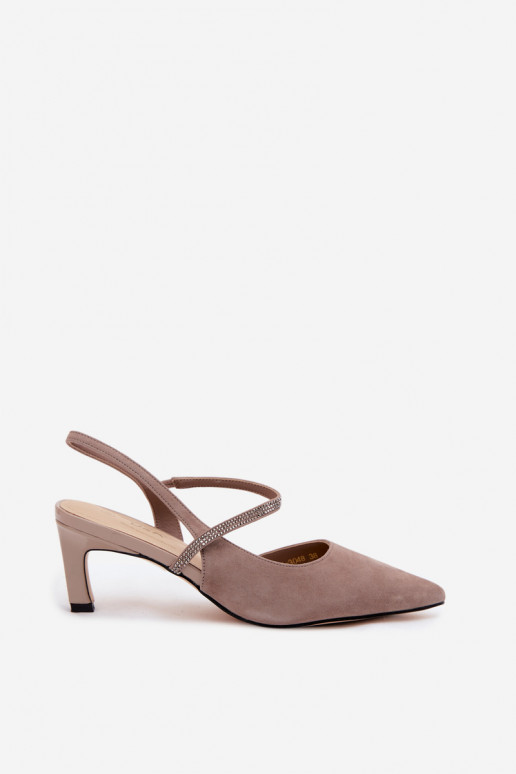 Décolleté in suede color sabbia eleganti con cinturini decorativi D&A