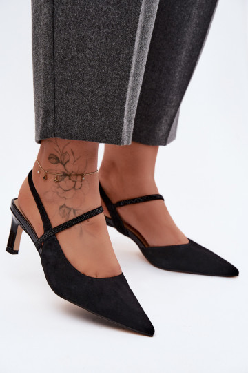Décolleté in suede neri eleganti con cinturini decorativi D&A