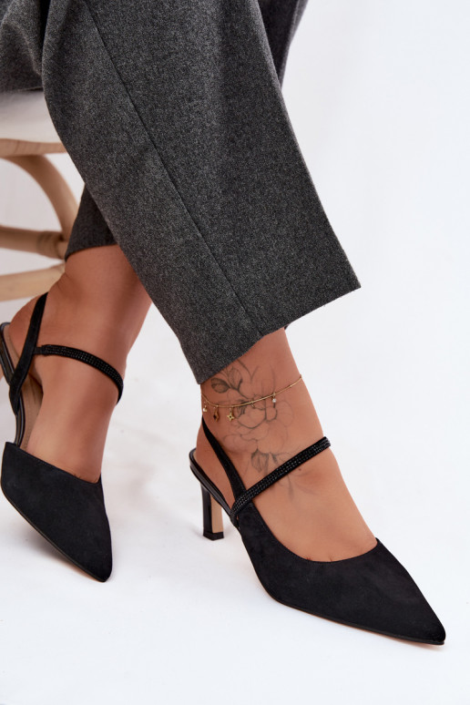 Décolleté in suede neri eleganti con cinturini decorativi D&A