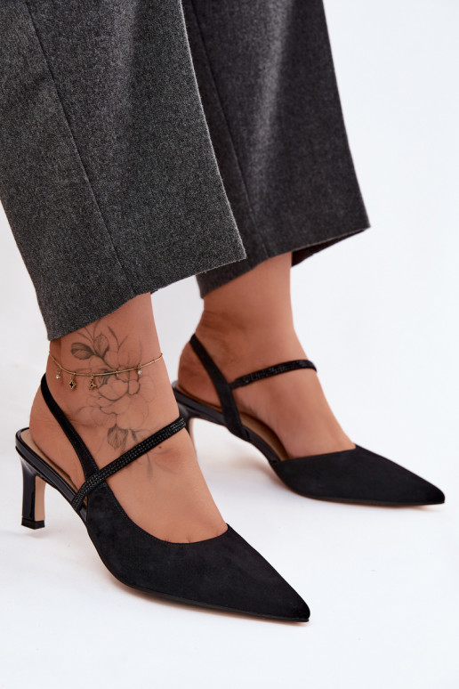 Décolleté in suede neri eleganti con cinturini decorativi D&A