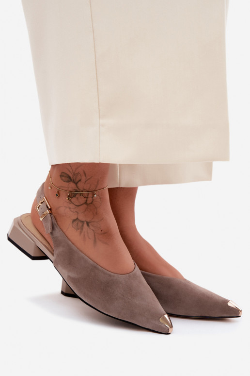 Sandali in suede da donna con tacco basso D&A CR61-3050 sabbia