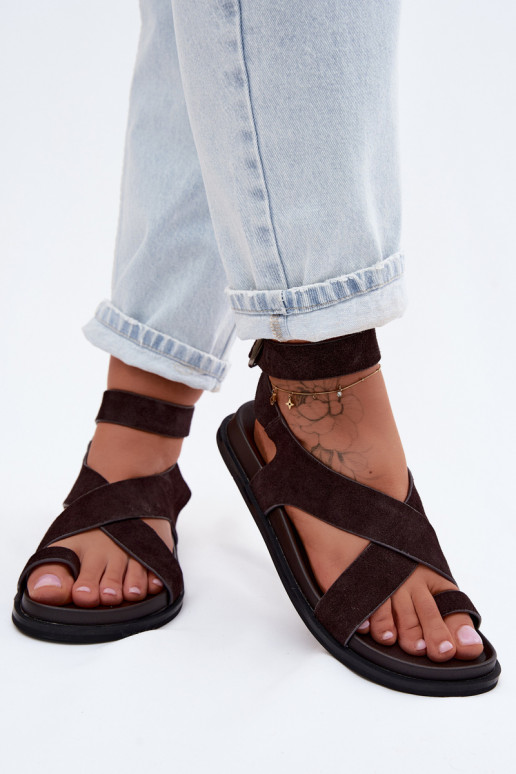 Sandali piatti in suede naturale D&A CR61-3049 cioccolato