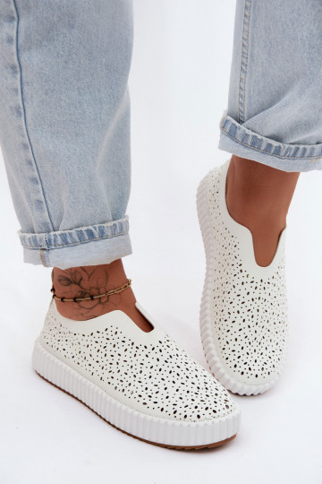 Scarpe slip-on con elementi in pizzo e piattaforma bianche Glamma 2