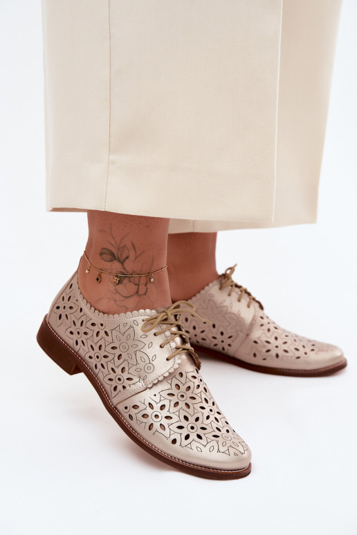 Pelle scarpe Femminile con elementi traforati con tacchi larghi Zazoo 4156 colore dorato
