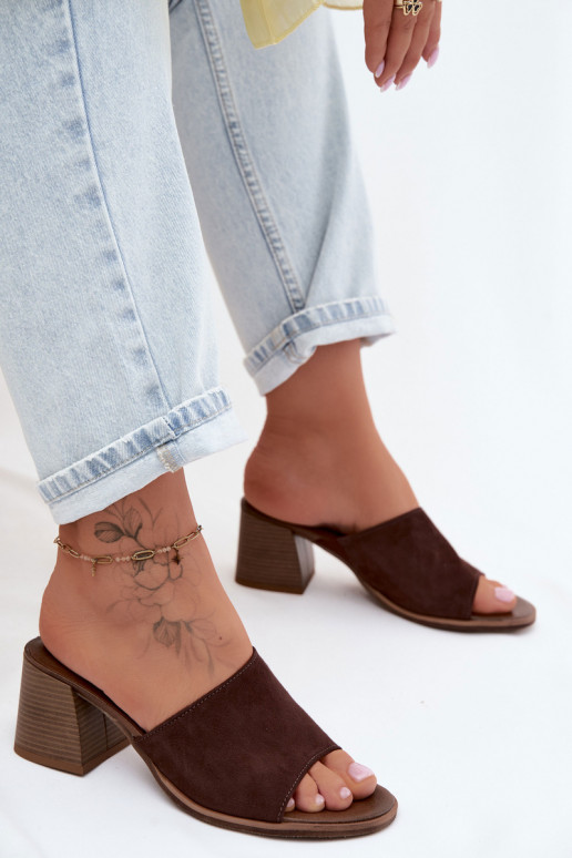 Pantofole in suede CzekoladoĮe