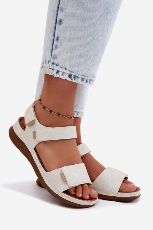 Sandali da donna con una piattaforma Colore bianco Linora