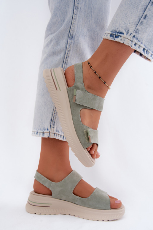 Pelle Sandali da donna in camoscio con una piattaforma colore verde Peria