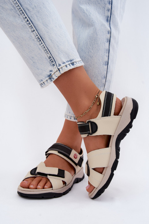 Sandali da donna con chiusure adesive color sabbia Blingy