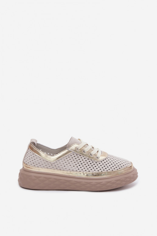 Pelle dalla pelle scamosciata scarpe Femminile con una piattaforma con elementi traforati beige Lessa