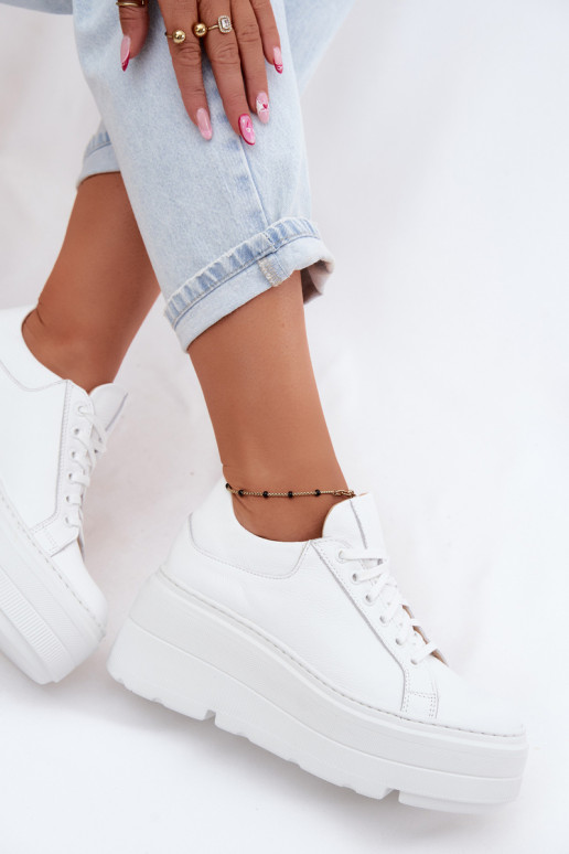 Pelle Scarpe modello sneakers con una piattaforma Zazoo N1000S3 Colore bianco