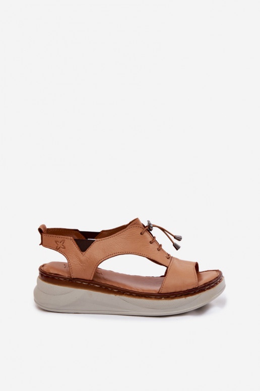 Sandali da donna Femminile con una piattaforma Deveciejka I7646-29 colore marrone