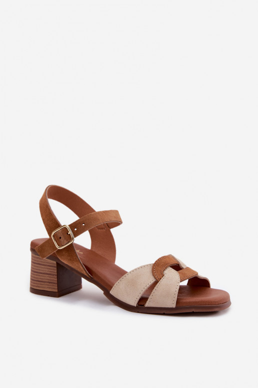 Sandali in suede color sabbia per donna con tacco