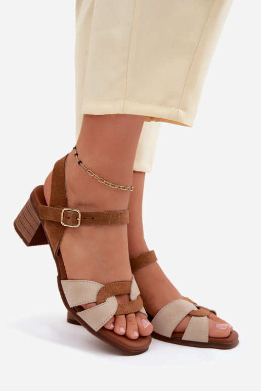 Pelle Sandali da donna in camoscio con i tacchi Deveciejka E7400-04 beige