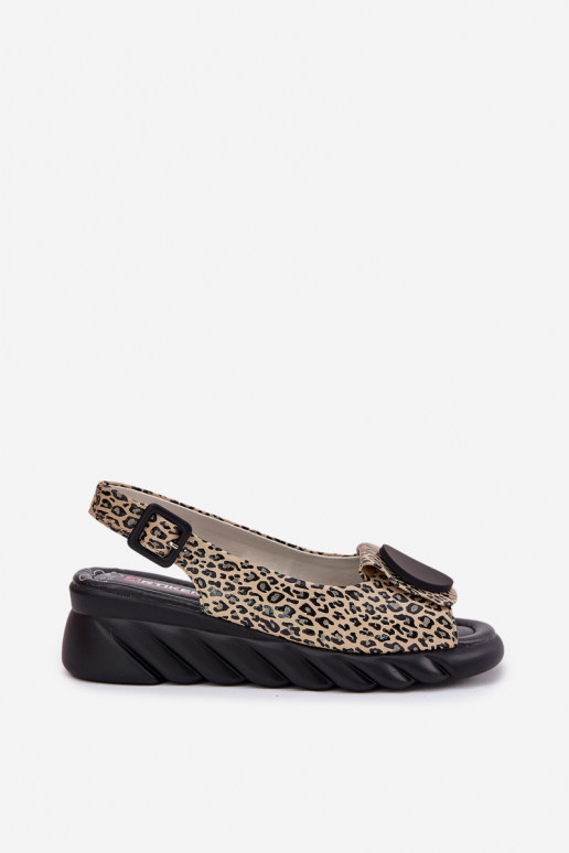 sandaliAbilitatoturalnej Skóry con una piattaforma Artiker 56C2186 con motivi di pelliccia di leopardo